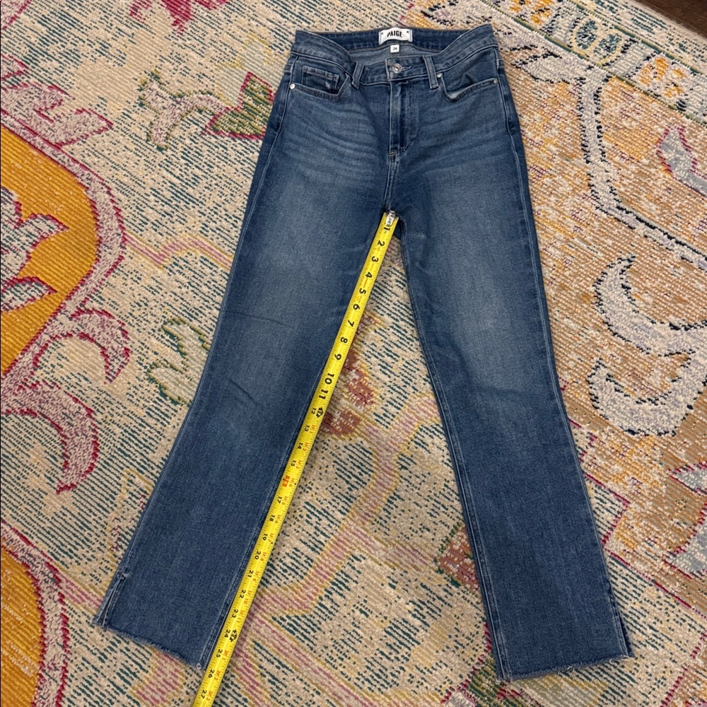 PAIGE Cindy Women's high rise Straight Leg Blue Jeans raw hem size 26